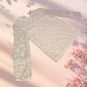 Vintage white lace long sleeve floral top with a touch of whimsy